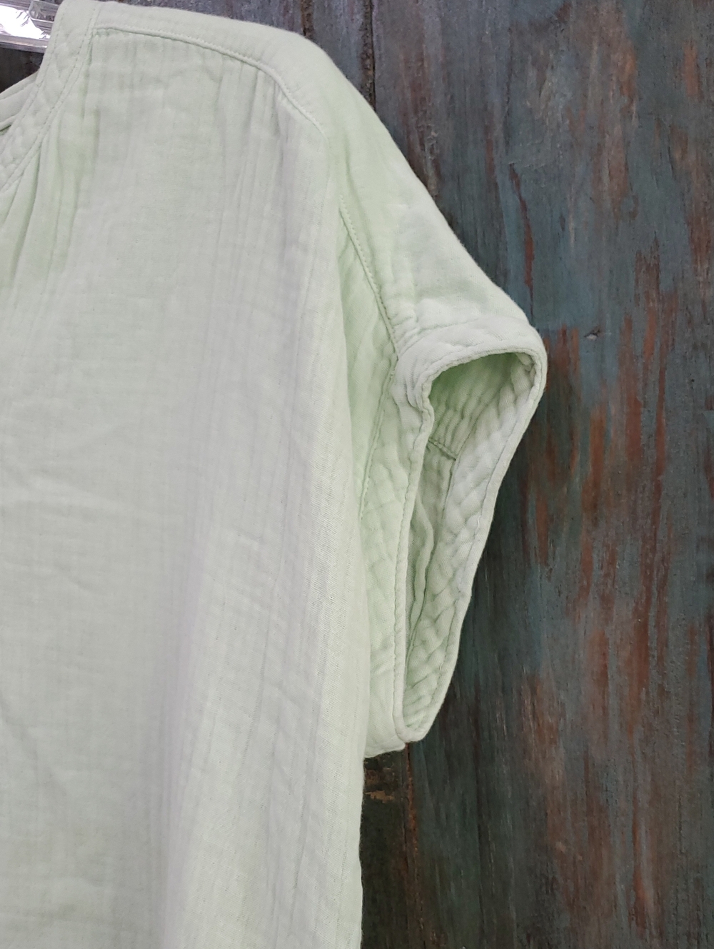Faherty Dream Organic Cotton Gauze Desmond Top, Size Medium, NWOT - Picture 7 of 12